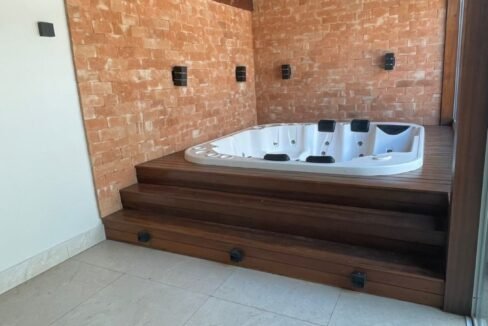 WhatsApp Image 2026-02-16 at 14.00.31